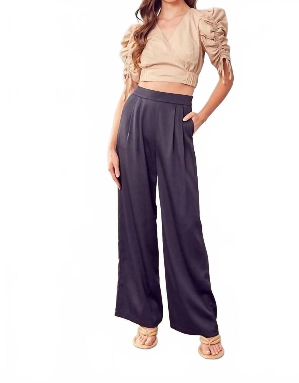 NEW DO+BE feminine puff sleeve top in lt.beige
